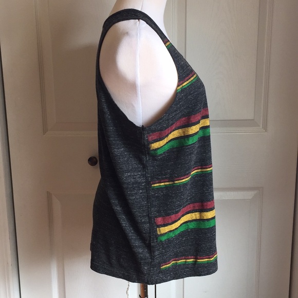 420  Rasta muscle tee - Picture 3 of 3